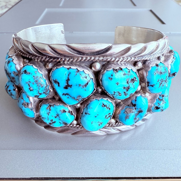 Native American Navajo Esther Spencer Kingman Turquoise Nugget Sterling Bracelet - Picture 1 of 12